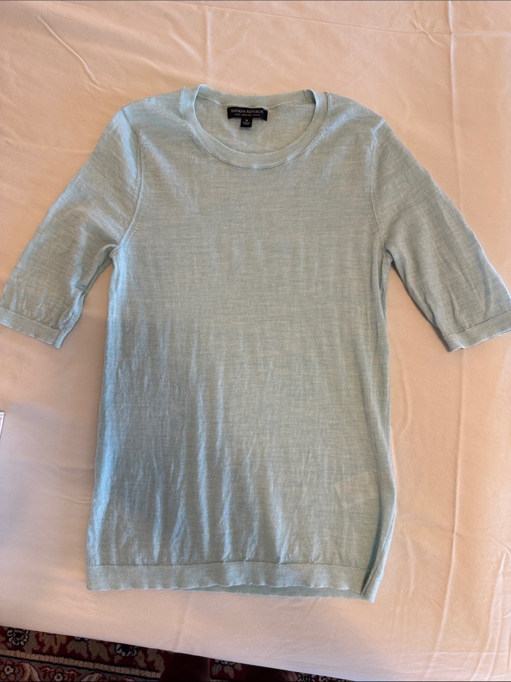 GUC Banana Republic Light Heathered Mint 100% Merino Wool Short Sleeve Top